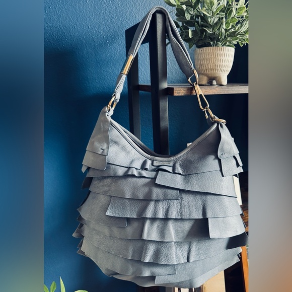 YVES SAINT LAURENT St. Tropez Hobo- Pristine Condition - Picture 13 of 14